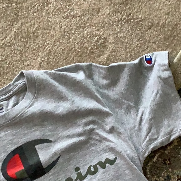 Champion T-shirts short sleeve adult size small, gray, red black  C Logo 🌴🏝 - Picture 9 of 11